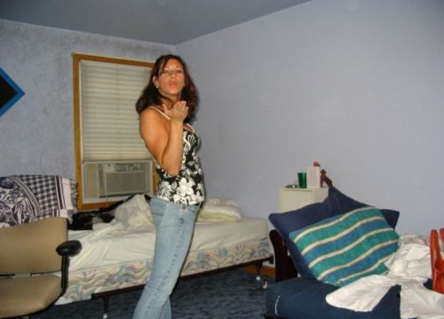 Маша индивидуалка Санкт-Петербурга у метро Площадь Ленина индивидуалки спб выезд