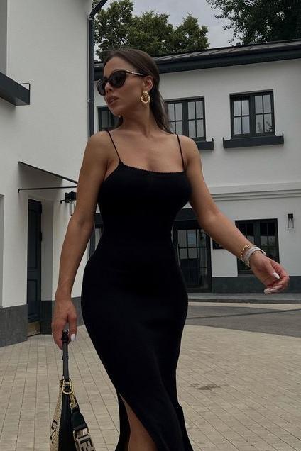 Лиза индивидуалка СПб у метро Парк Победы шлюхи в возрасте индивидуалки